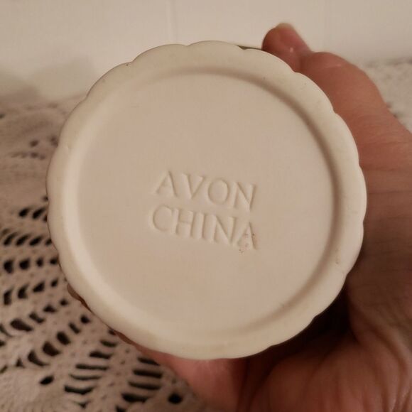 Vintage Avon "MARCH JONQUIL" Birthday Month Candle in Decorative  Ceramic Holder - Picture 4 of 4